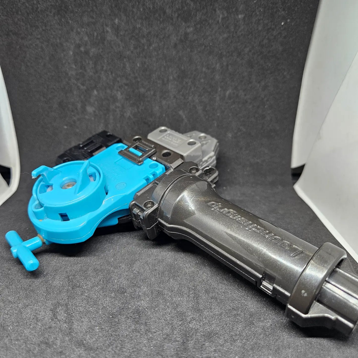 Metal Beyblade Launcher Setup