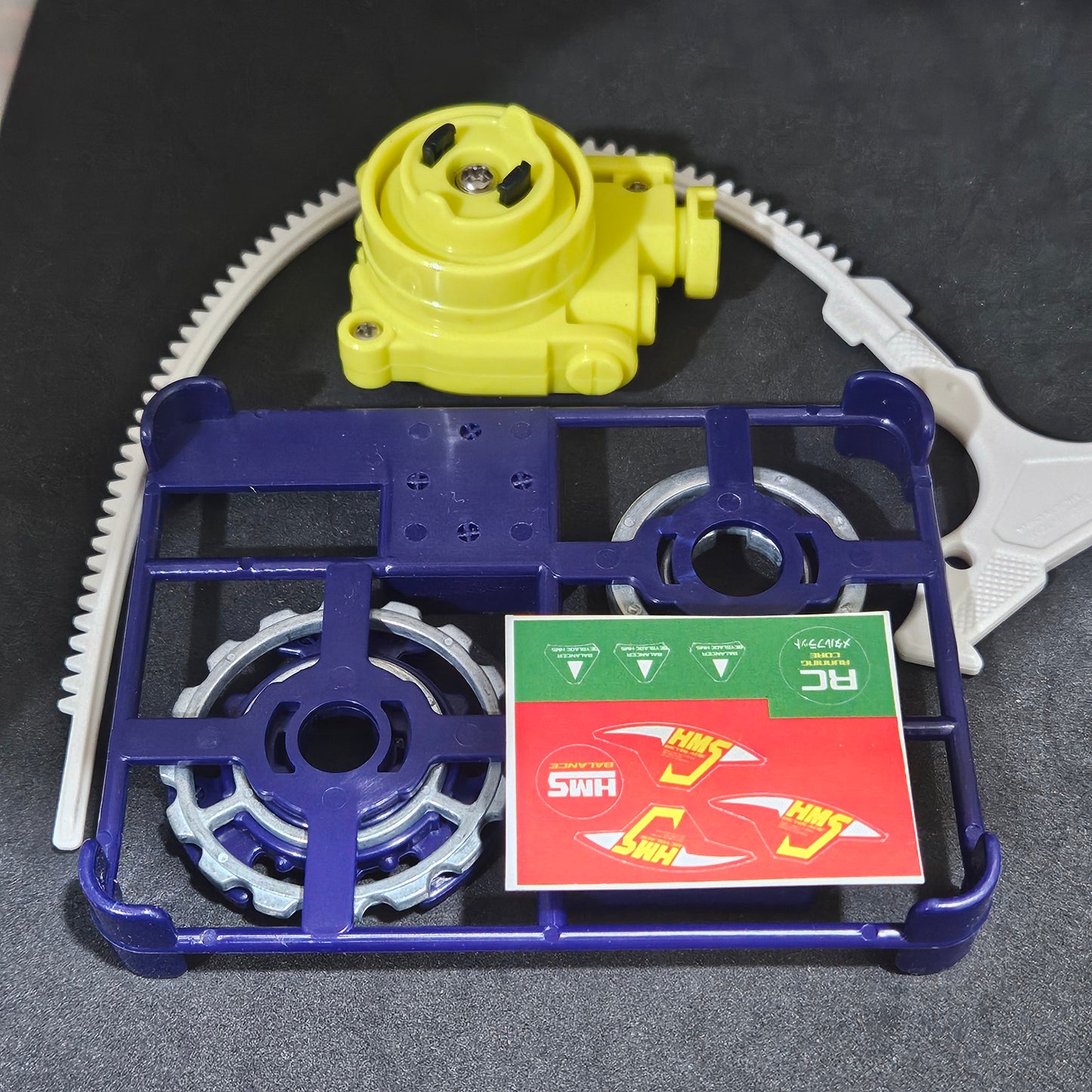 Beyblade HMS Advance Averazer