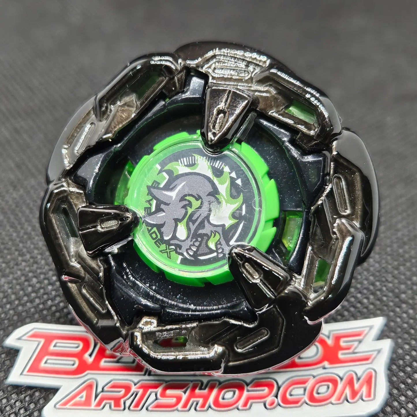 Beyblade X Hells Chain 5-60HT Metal Coat Black