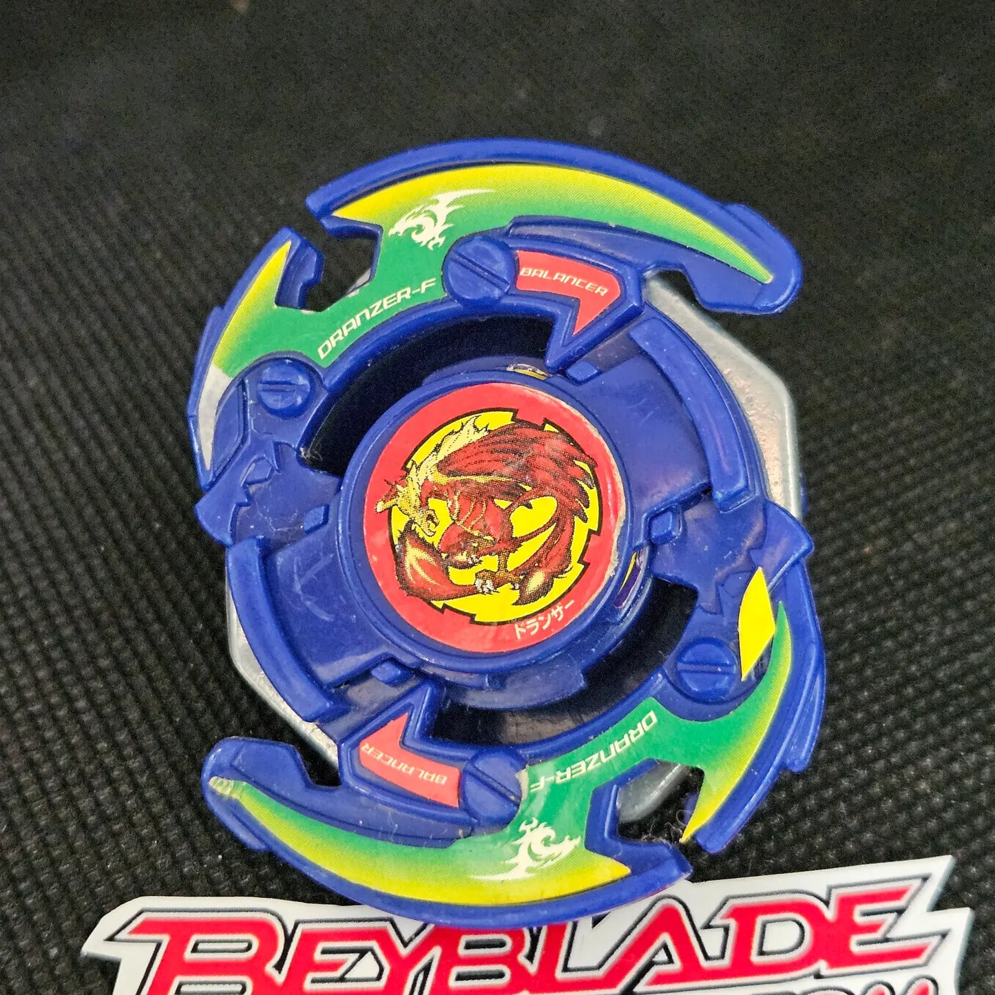 Dranzer F Beyblade _j
