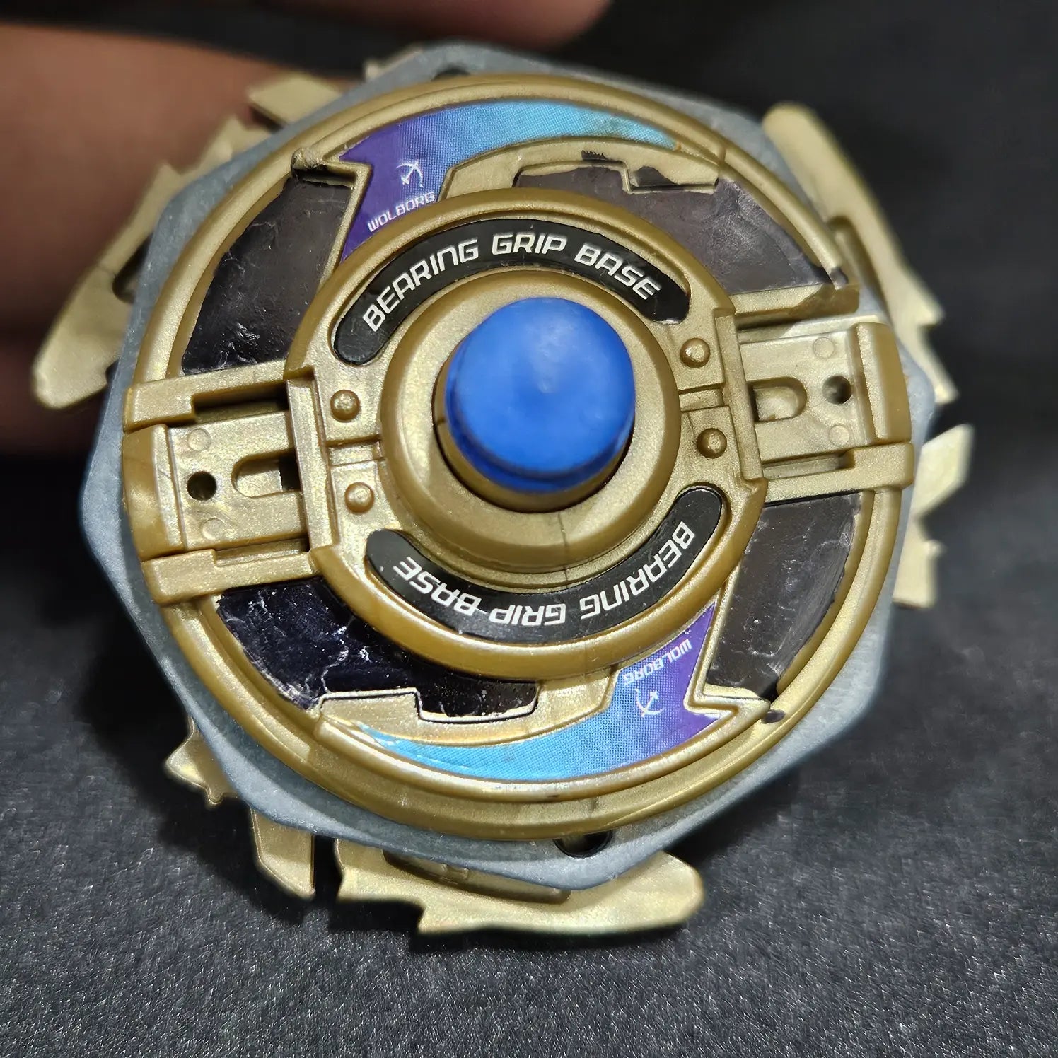 Wolborg (Gold) – Beyblade Art Shop