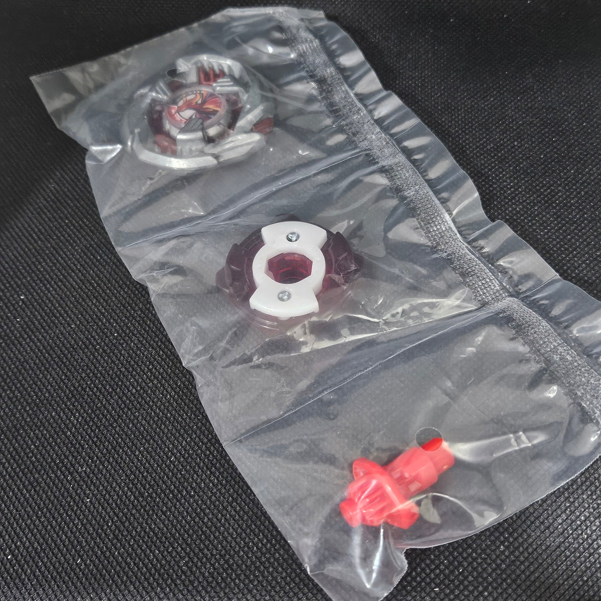 Beyblade X Crimson Garuda 4-70TP
BX-38