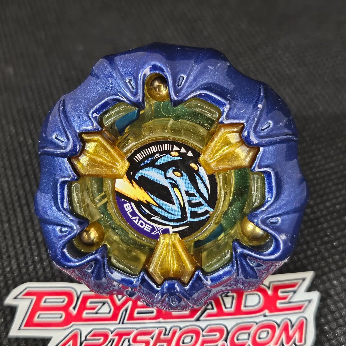 Beyblade X UX-00 Knight Mail 3-85BS (Metal Coat: Navy Blue)