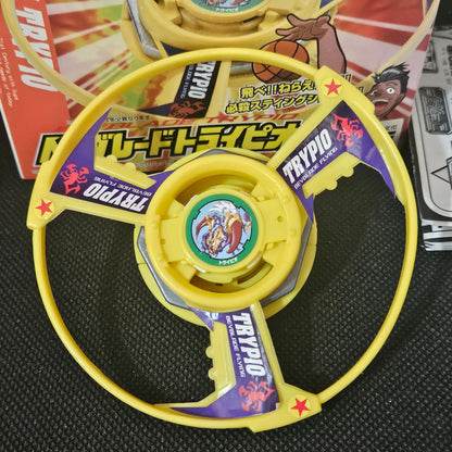 Beyblade Takara A-18 Trypio