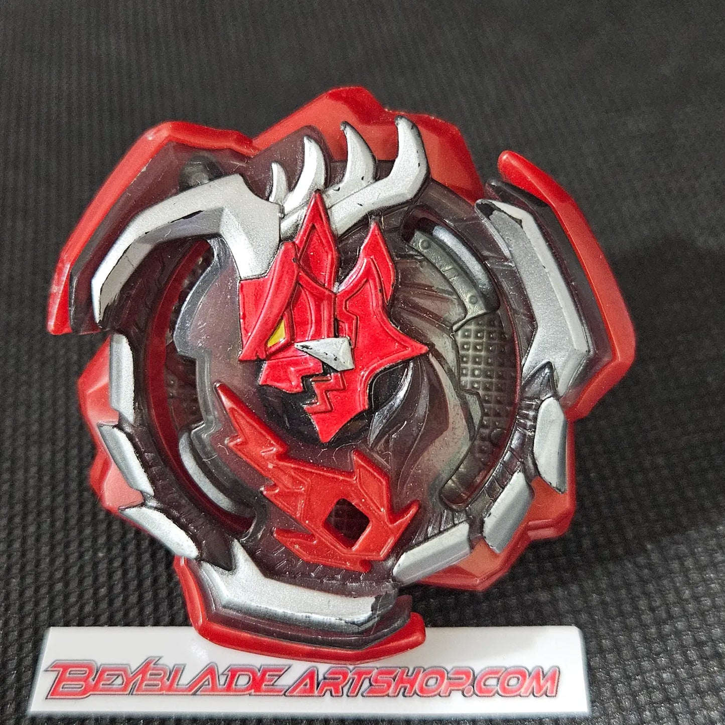 Ogre O4 1 Jaggy-S (Hasbro)