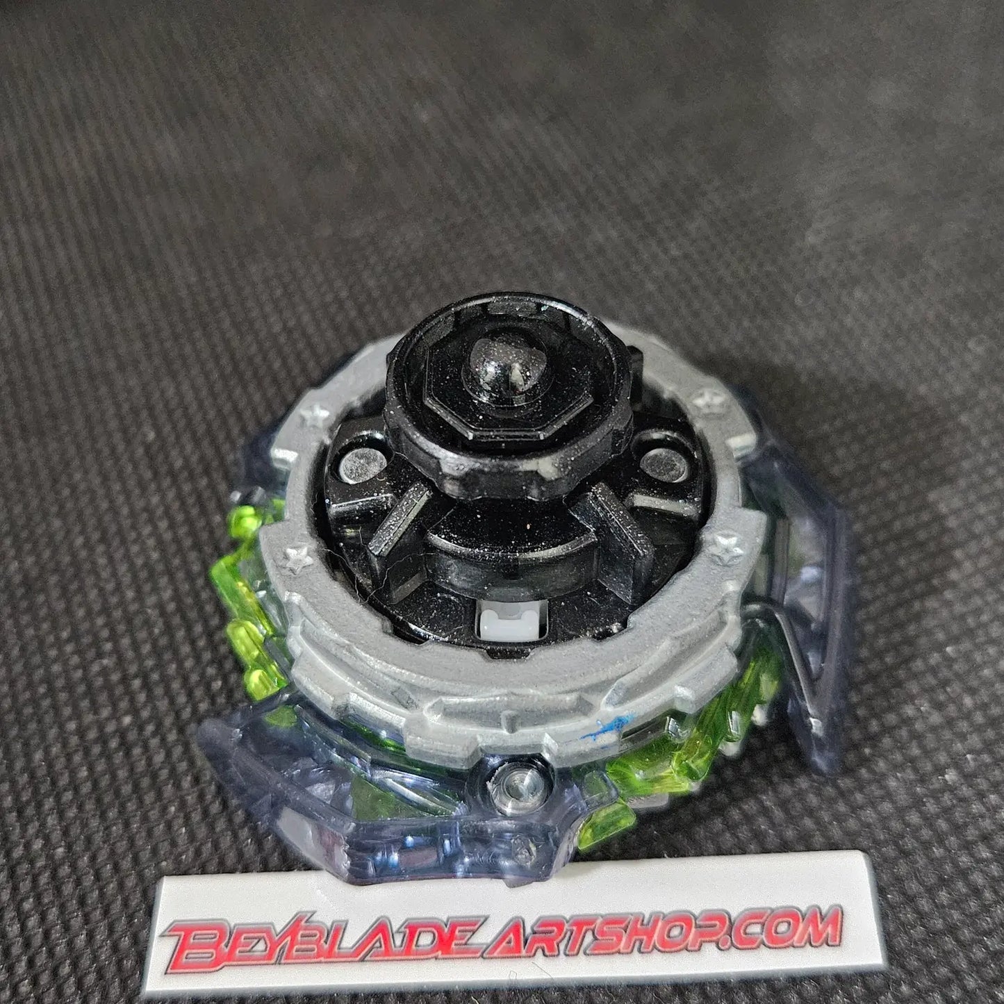 Winning Valkyrie 8 Guard – Green