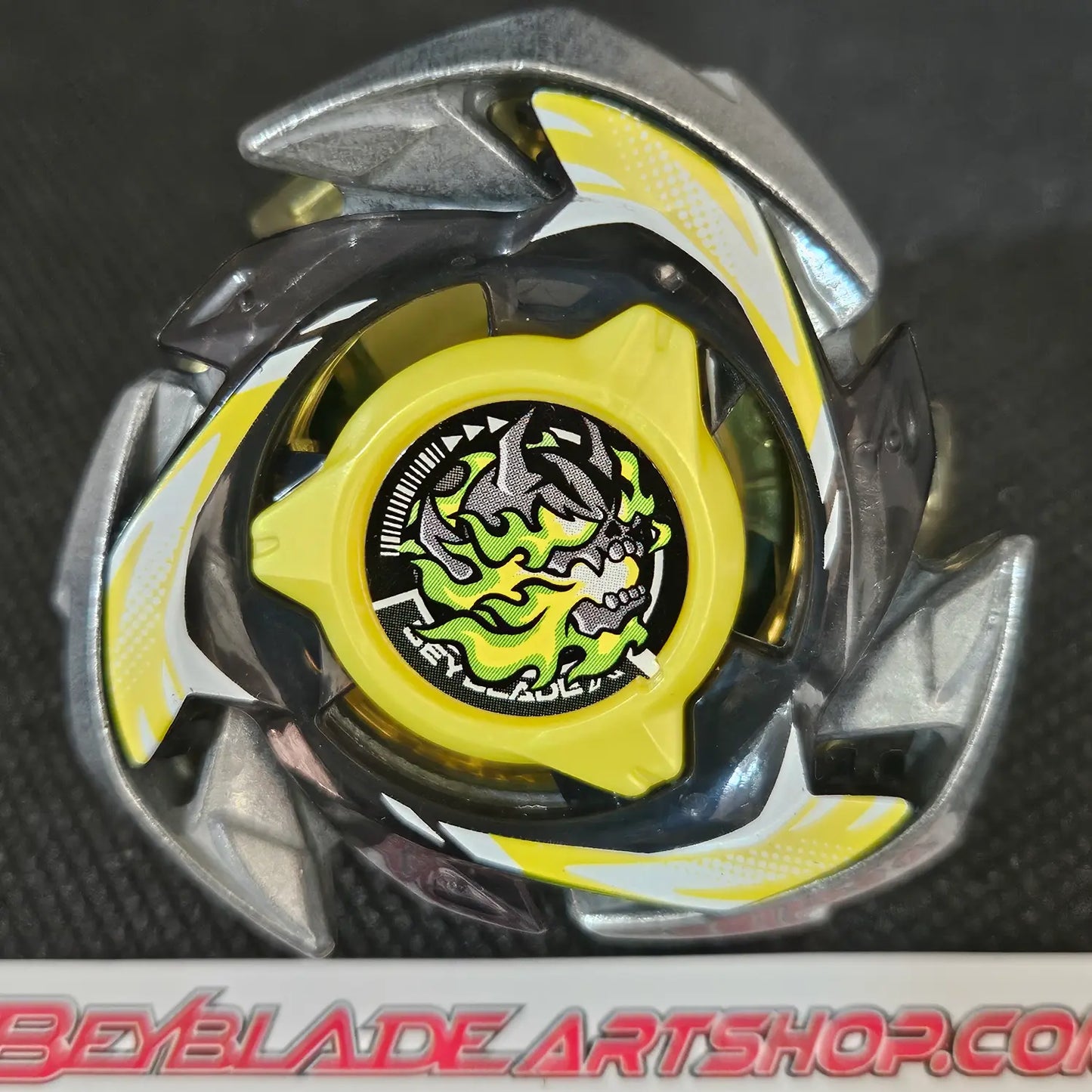Beyblade XHells Brave J3-60GF