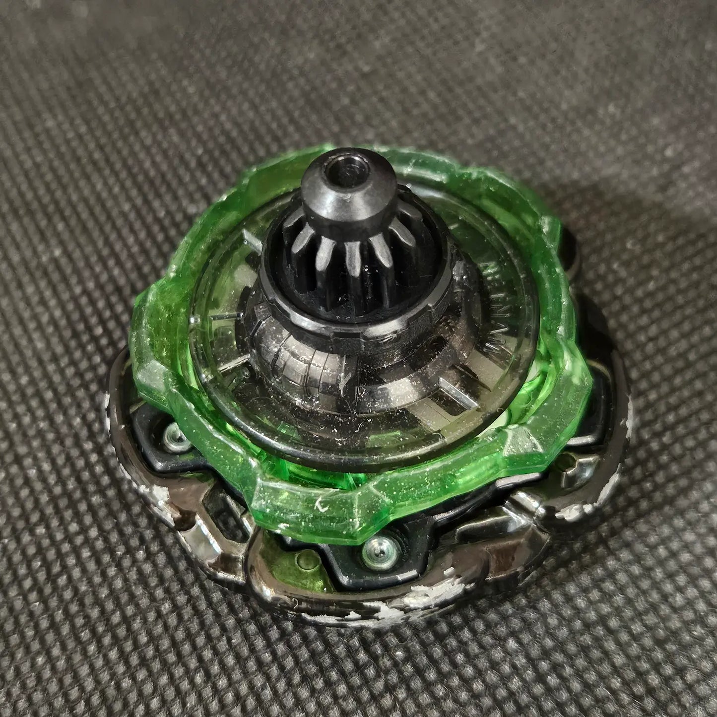 Beyblade X Hells Chain 5-60HT Metal Coat Black