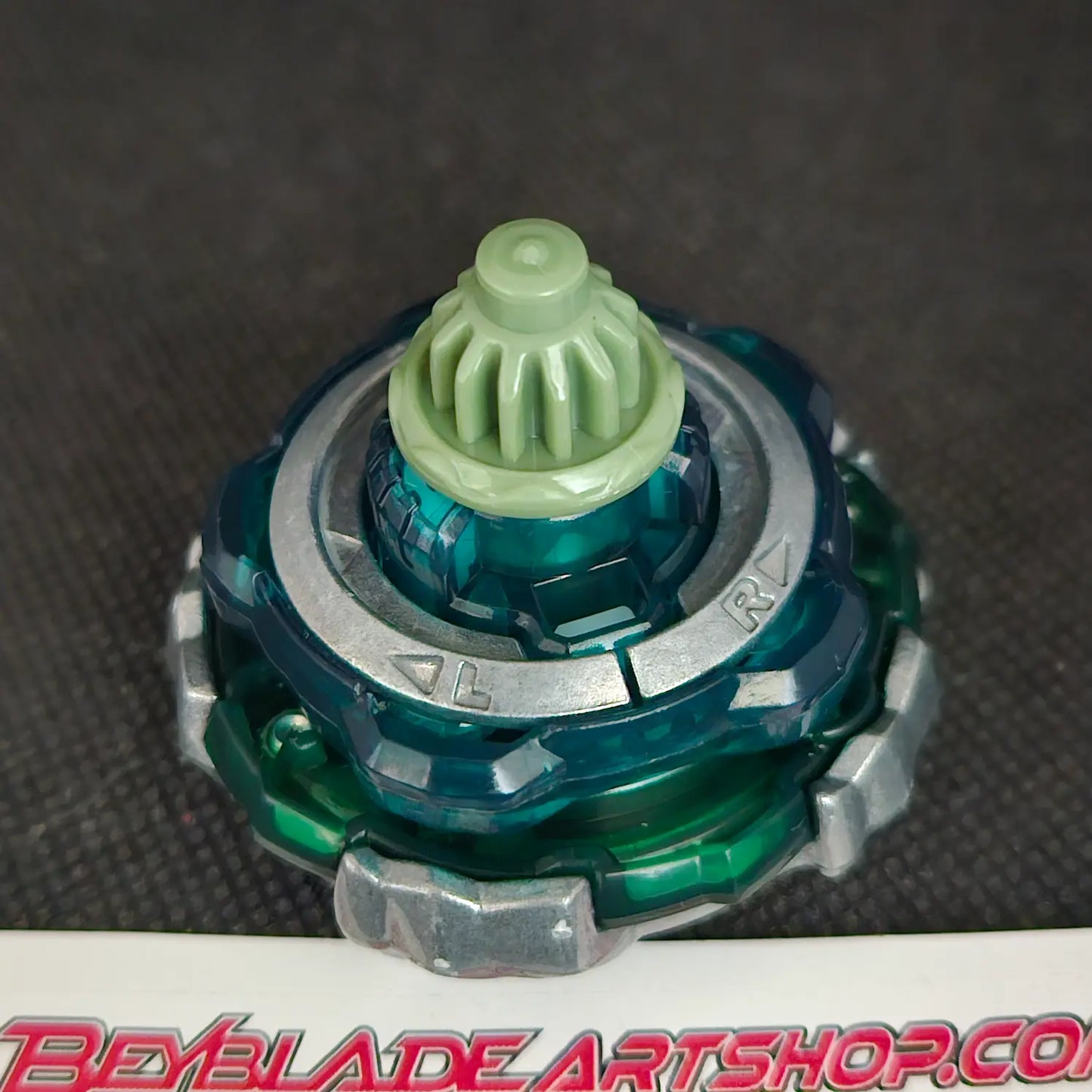Beyblade X Tricera Press M-85BS