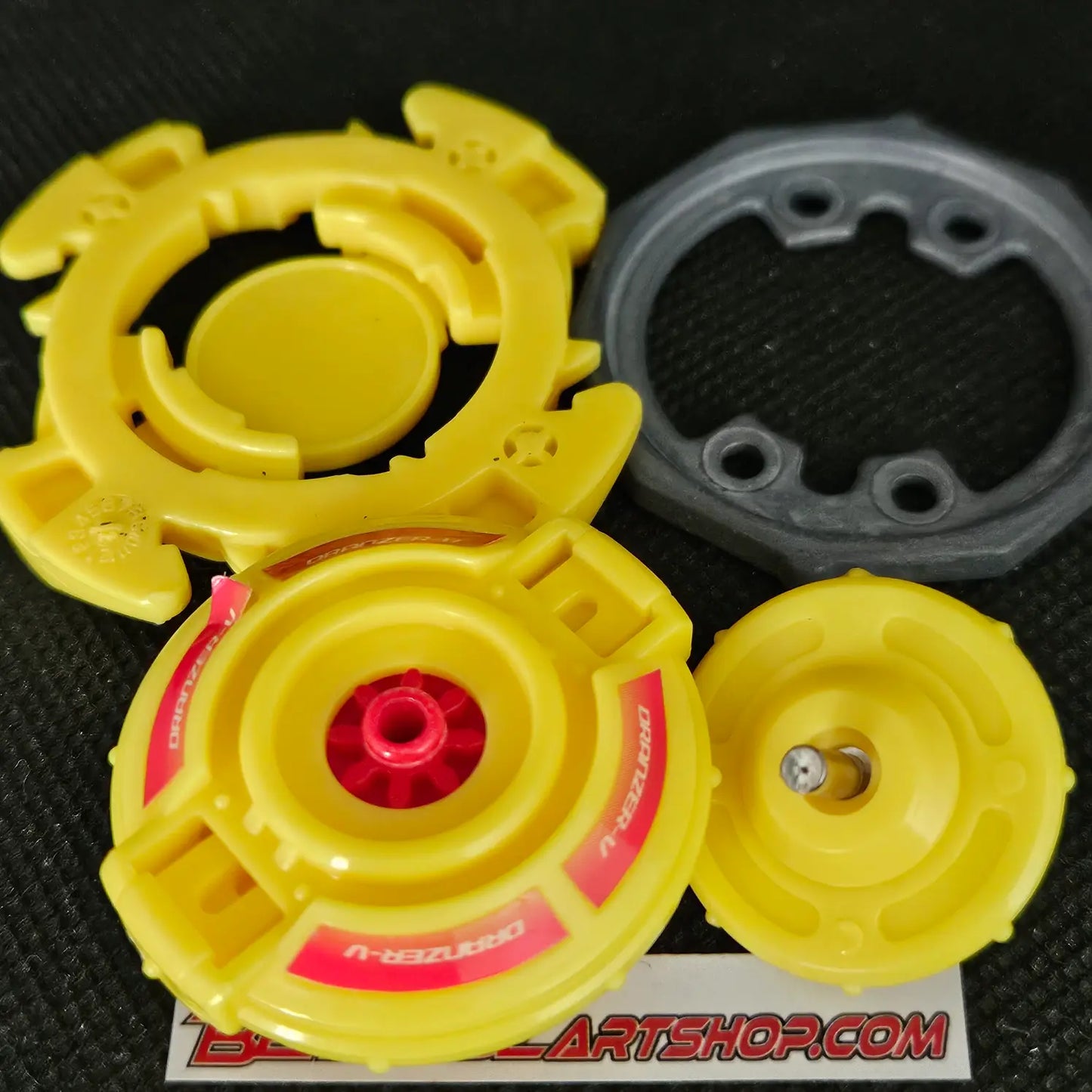 Dranzer V - Yellow (Ultra Rare Toys R Us Exclusive)