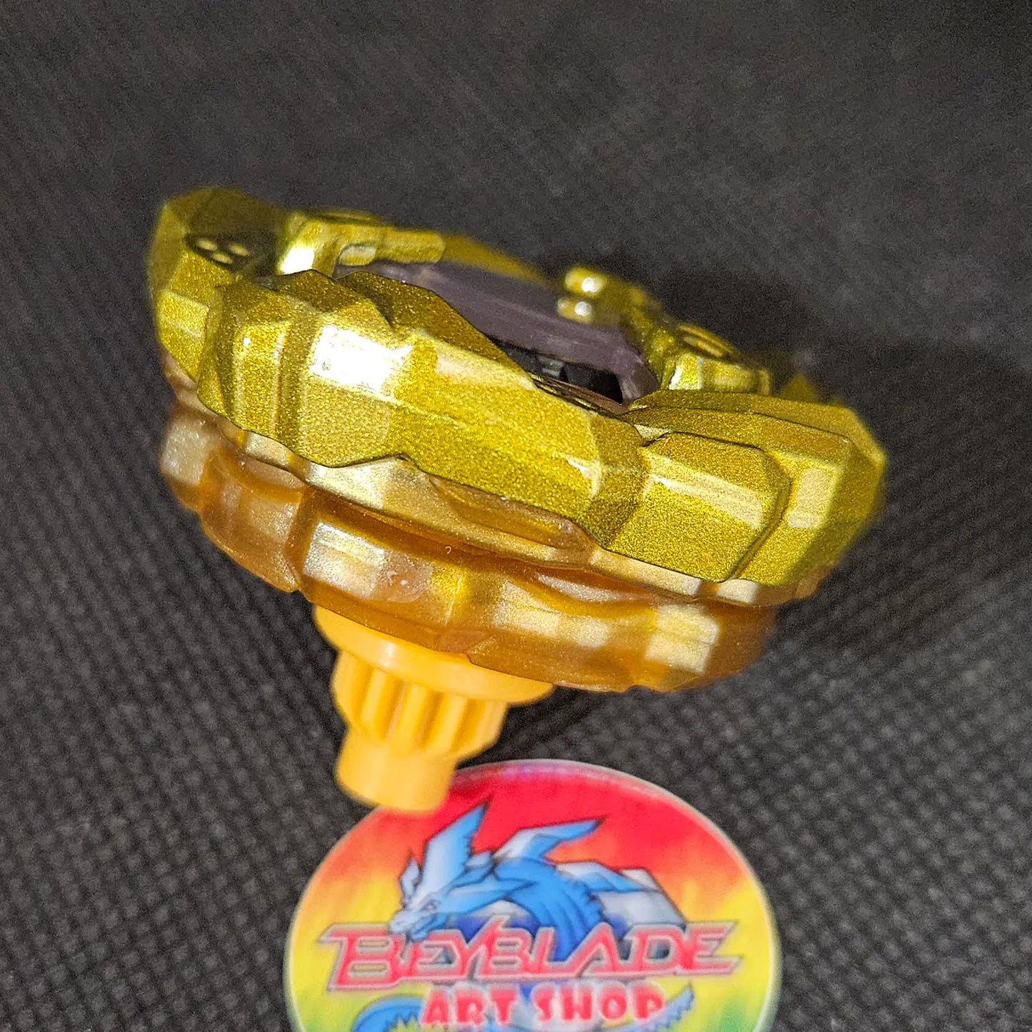 Beyblade X Leon Claw 5-60P (Metal Coat: Gold)
